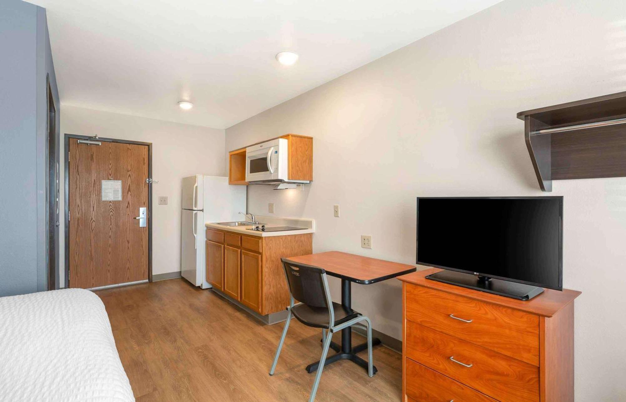 Extended Stay America Select Suites - Cleveland - Avon Extérieur photo